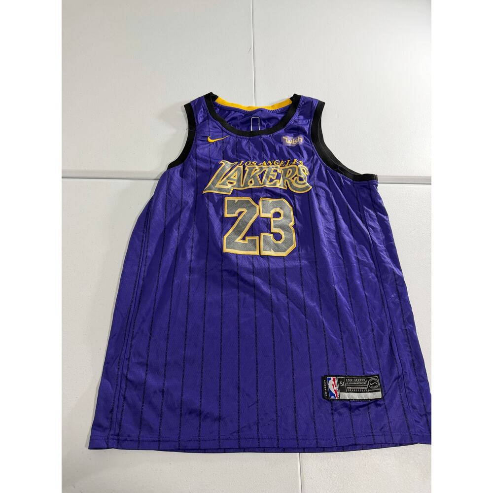 Los Angeles Lakers Anthony Davis Swingman Nike Jersey Size XL yellow